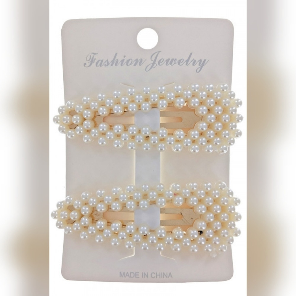 Oversize Pearl Hair Clips - Picture 2 of 2